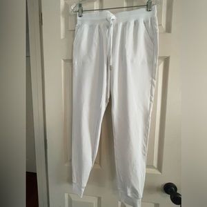 Zyia White Unwind Jogger